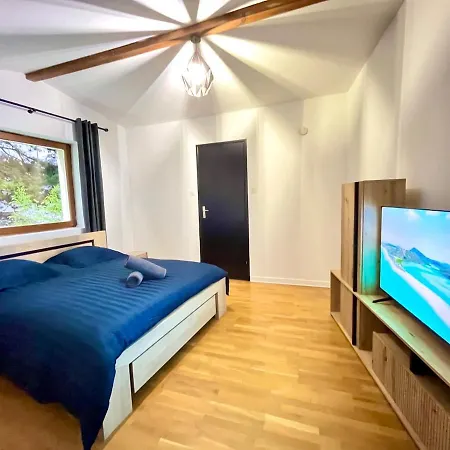 Holiday home Maison La Clairiere - Jardin Et Parking - 10 Pers - 4 - 15 Min De Lyon